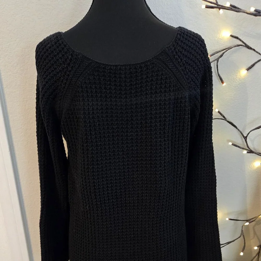 Guess S/P Black Sweater with Shoulder Zipper detail - EUC